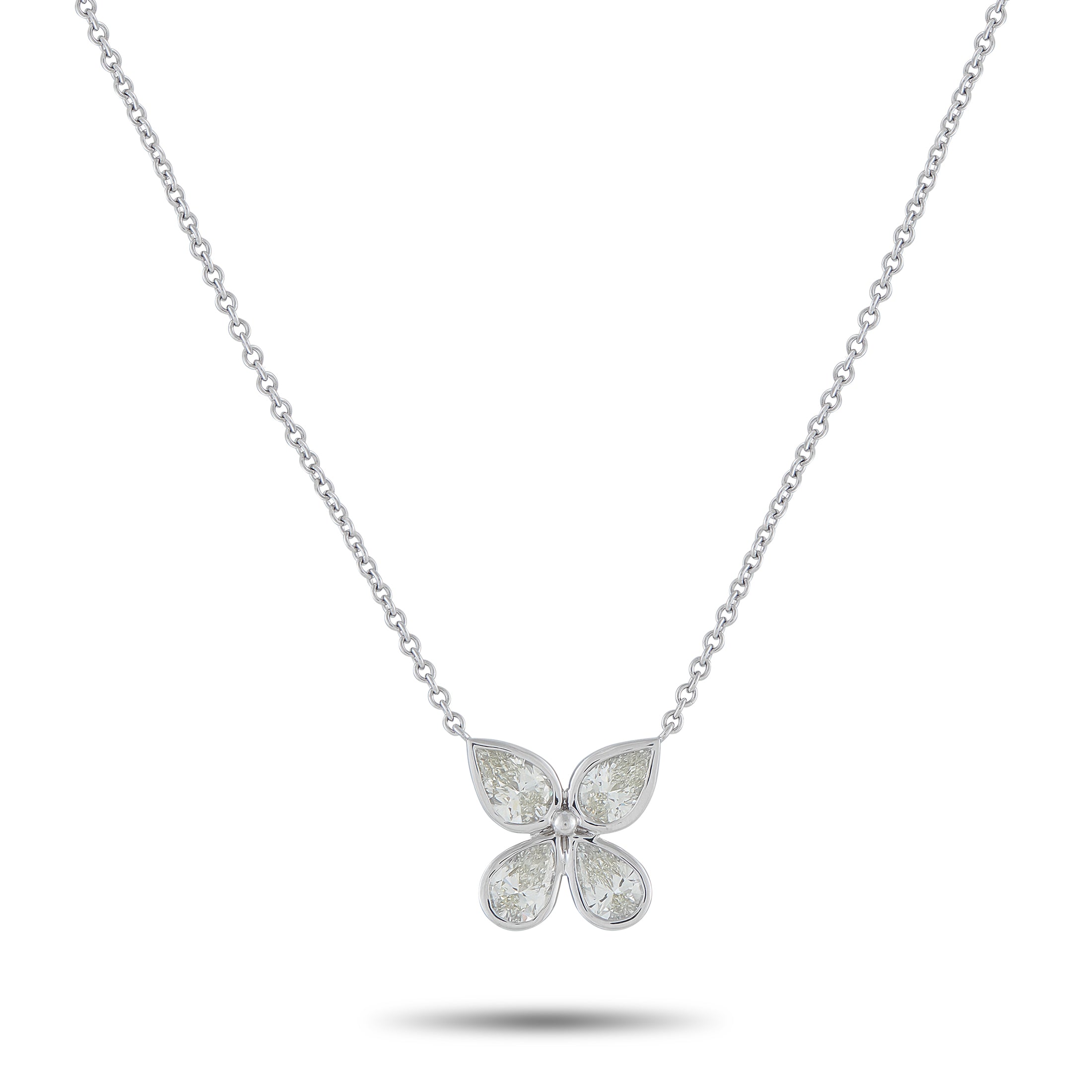 18K White Gold 2.35ct Diamond Flower Necklace