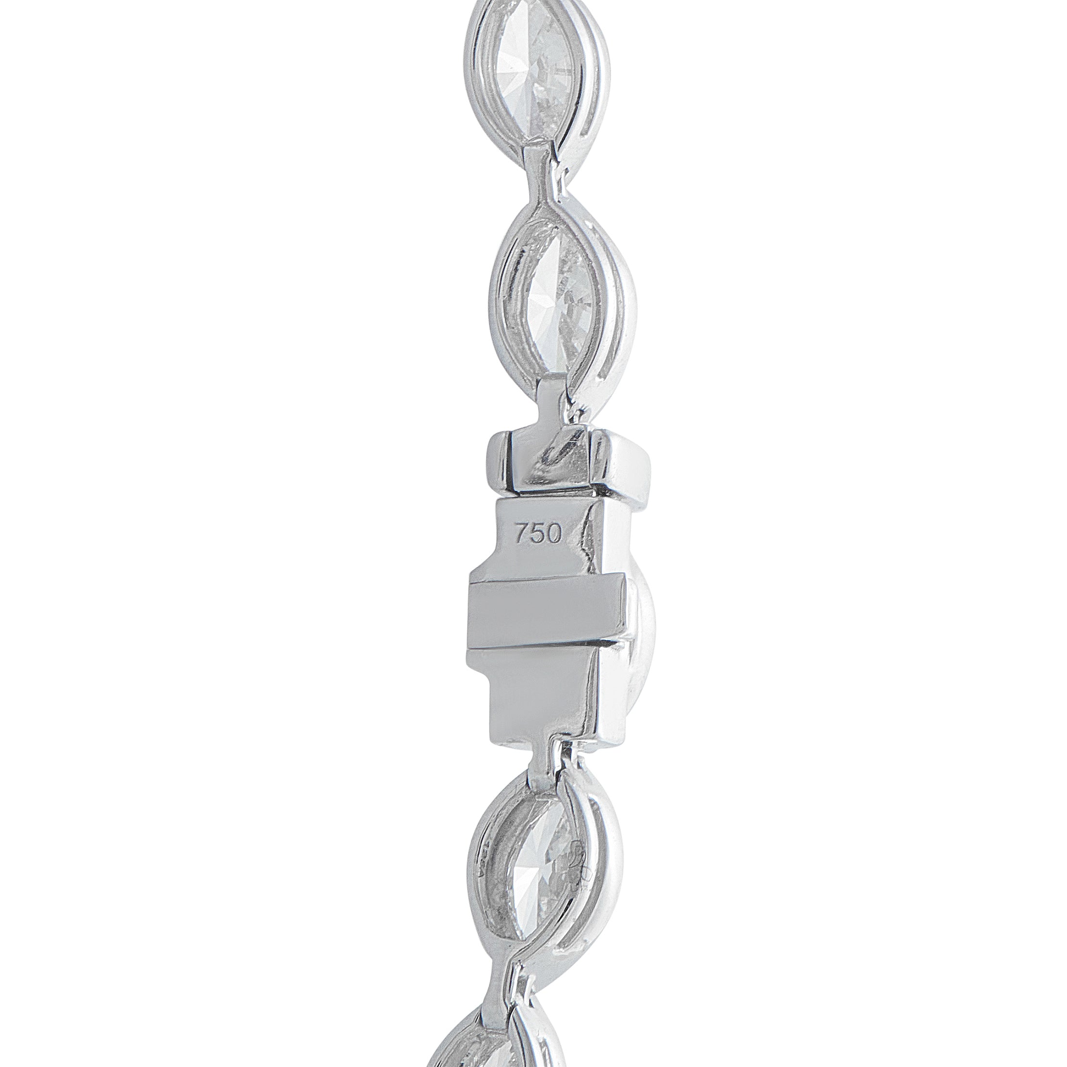 18K White Gold 13.75ct Diamond Necklace