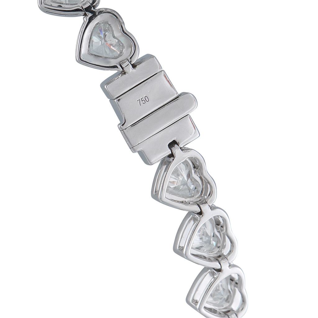 18K White Gold 18.75ct Diamond Necklace