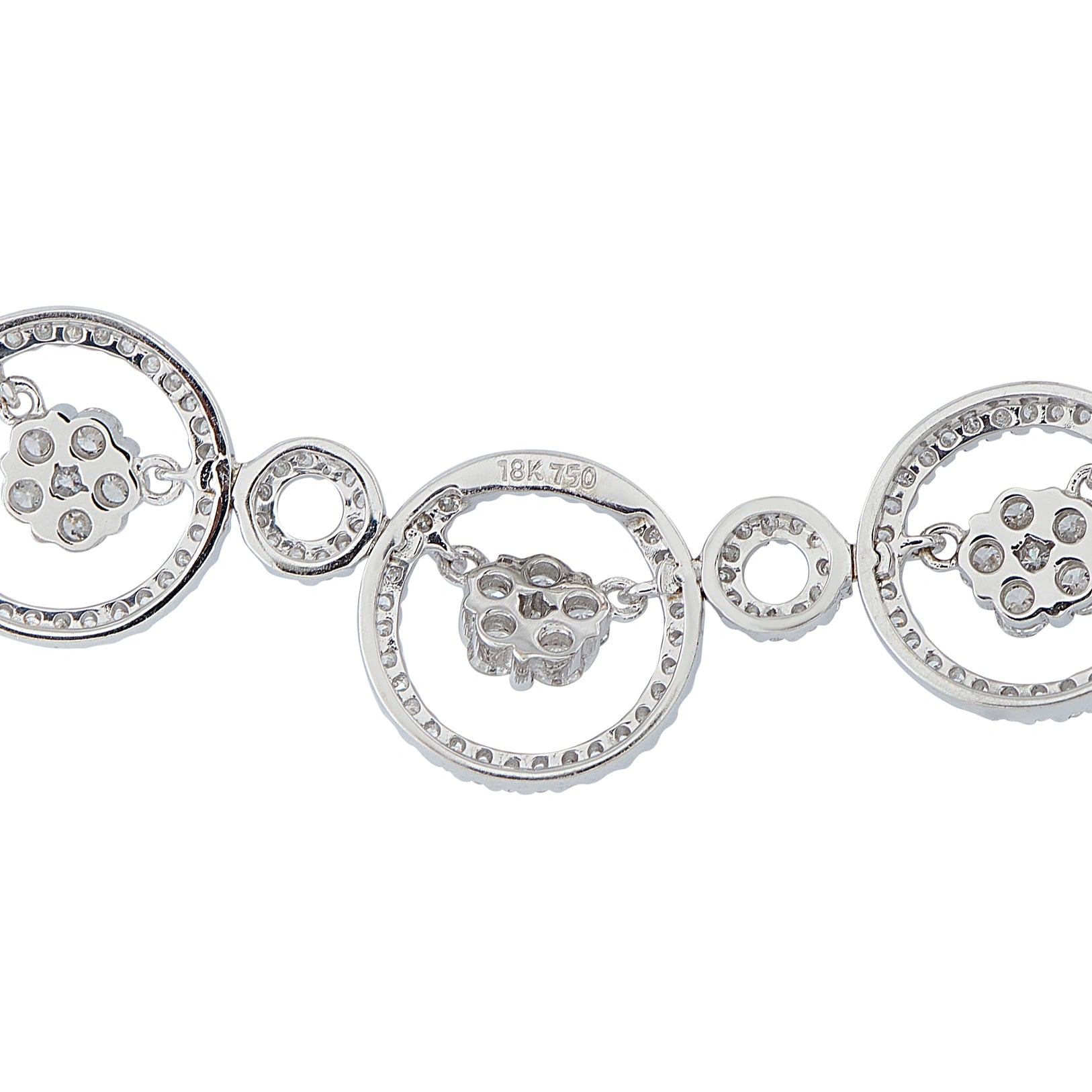 18K White Gold 2.45ct Diamond Circle Link Necklace