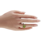 Exclusive 18K White Gold 0.11ct Diamond and Peridot Ring