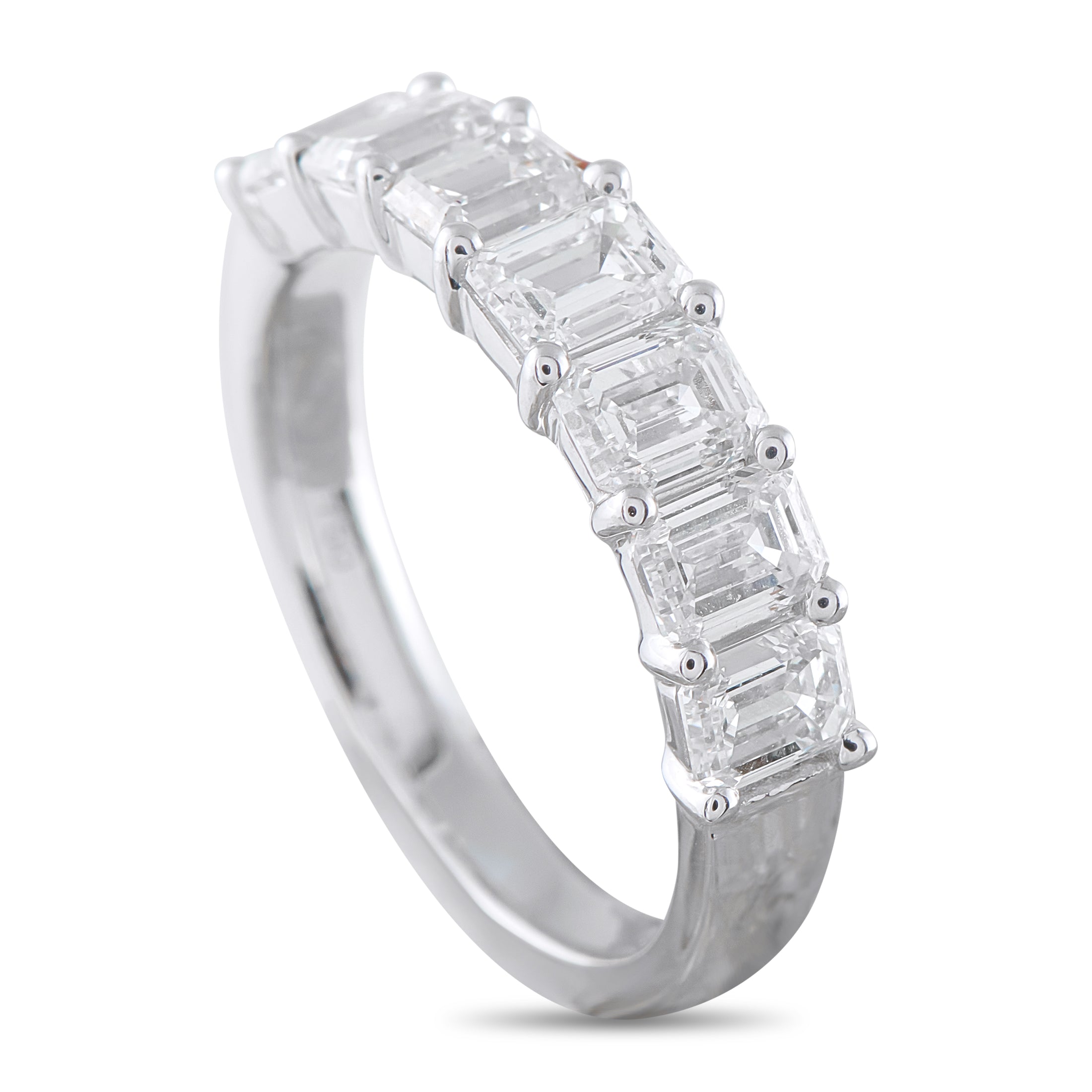 18K White Gold 2.25ct Diamond Ring