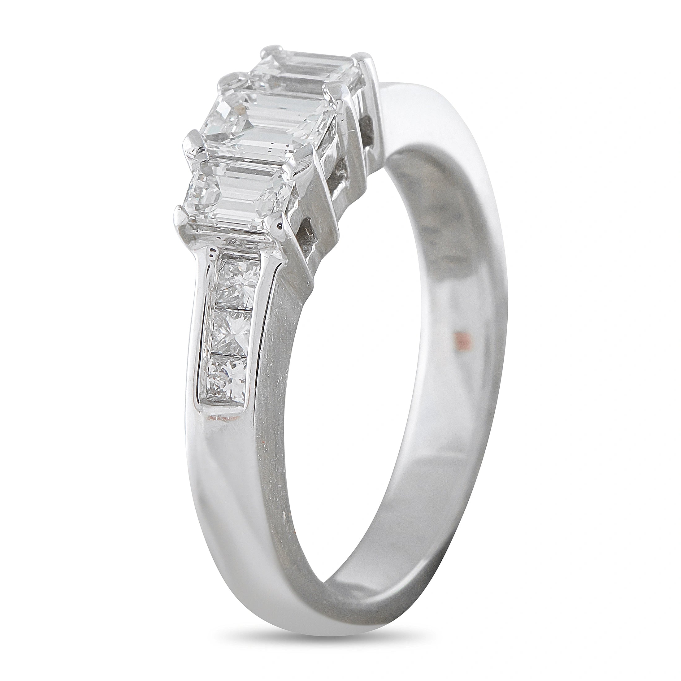 18K White Gold 1.0ct Diamond Ring
