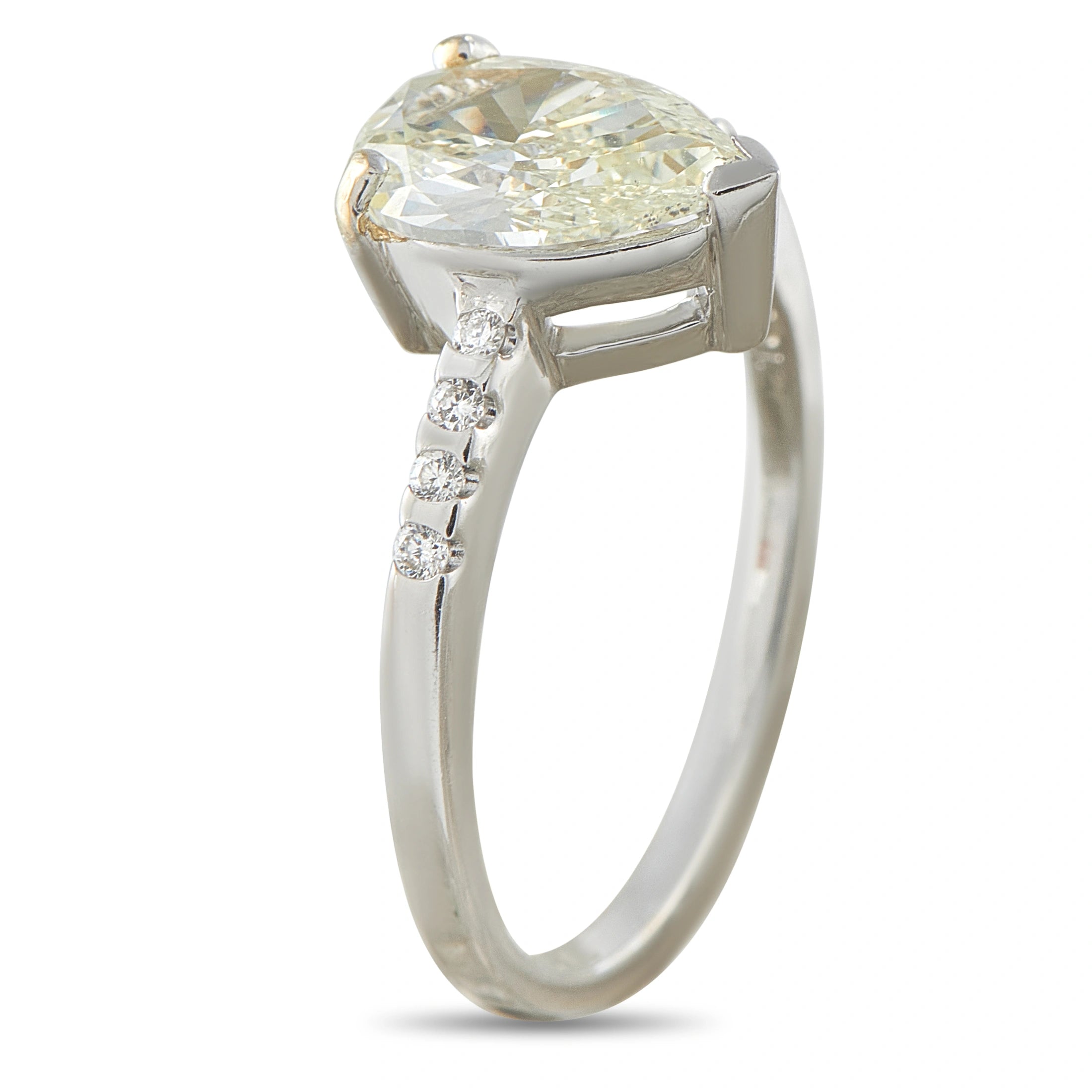 18K White Gold 1.58ct Diamond Ring