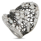 18K white gold diamond ring with heart-shaped openwork and pavé stones