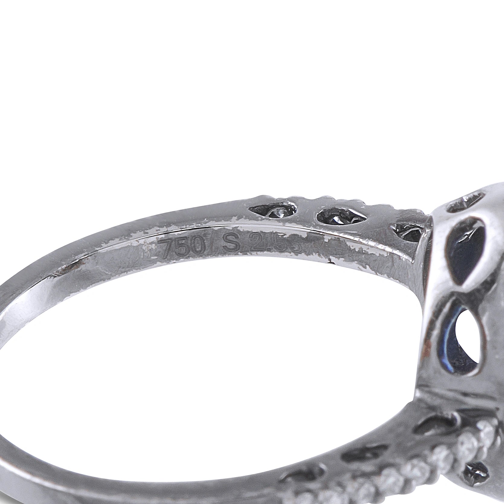 18K White Gold 0.28ct Diamond and Sapphire Ring