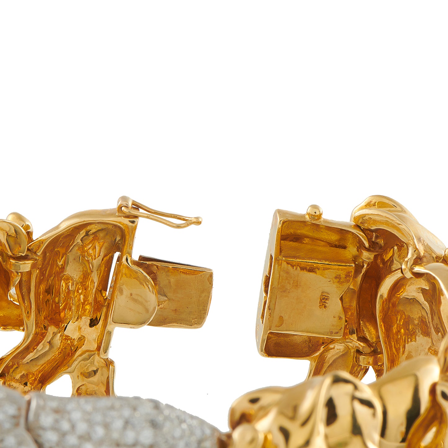 18K White and Yellow Gold 2.90ct Diamond Elephant Bracelet