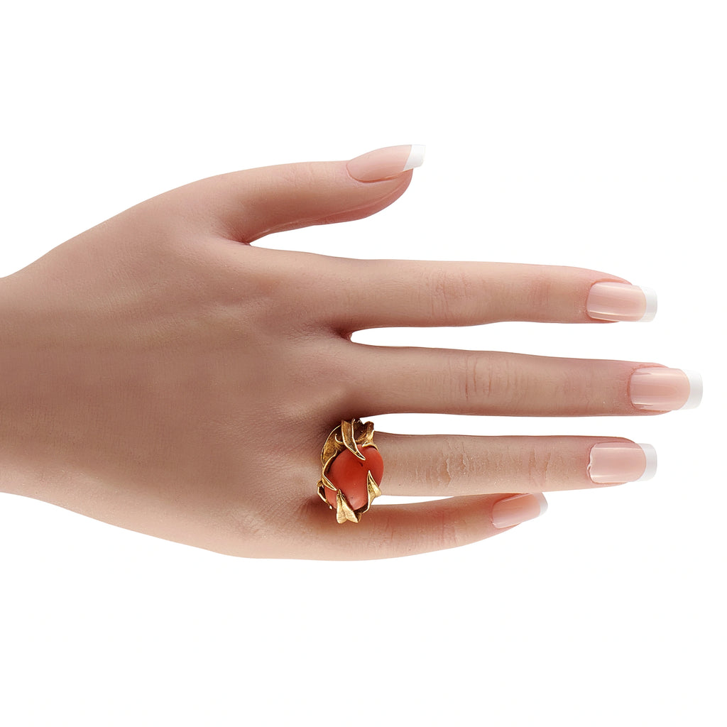 Antique 18K Yellow Gold Coral Cabochon Sculptural Leaf Motif Ring