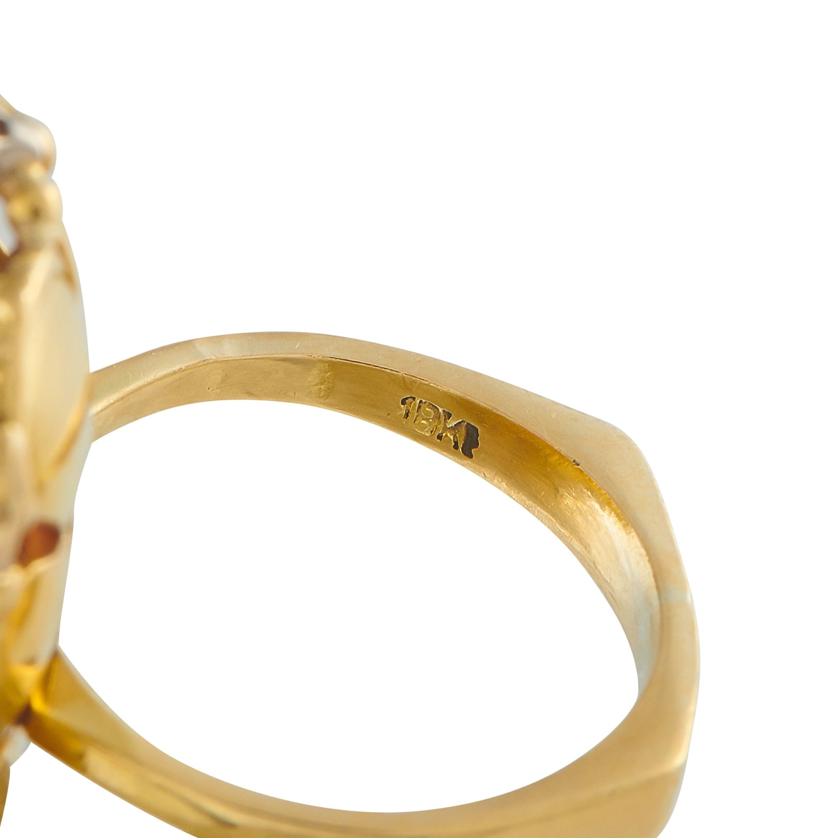 18K Yellow Gold 0.25ct Diamond and Coral Ring