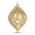 Yellow gold pendant with central round pearl and diamond pavé frame