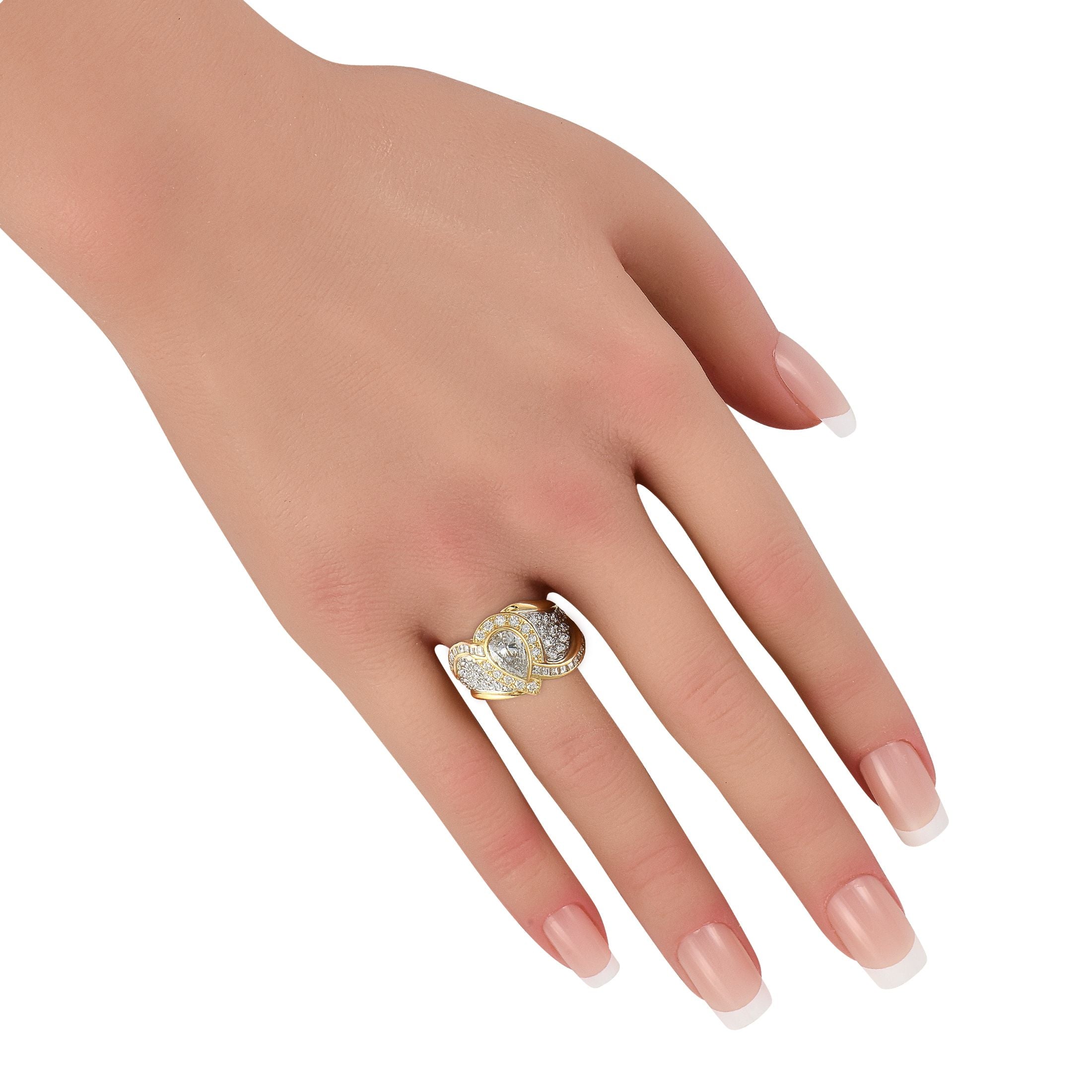 Exclusive 18K Yellow Gold 3.11ct Diamond Ring