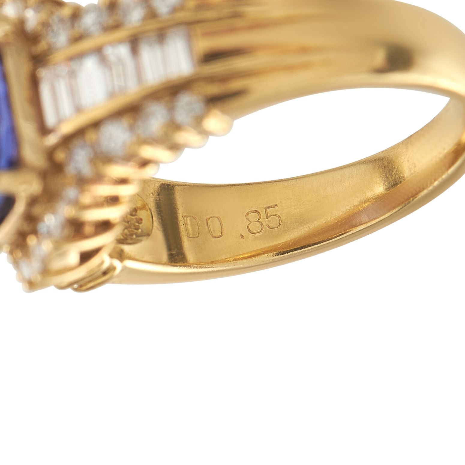 Exclusive 18K Yellow Gold 0.85ct Diamond and Tanzanite Ring