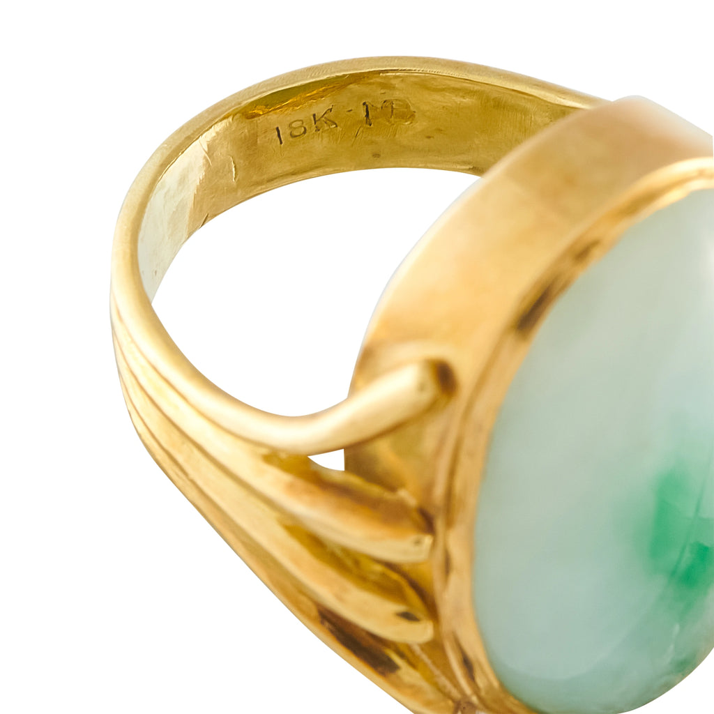 Vintage 18K Yellow Gold Jade Ring