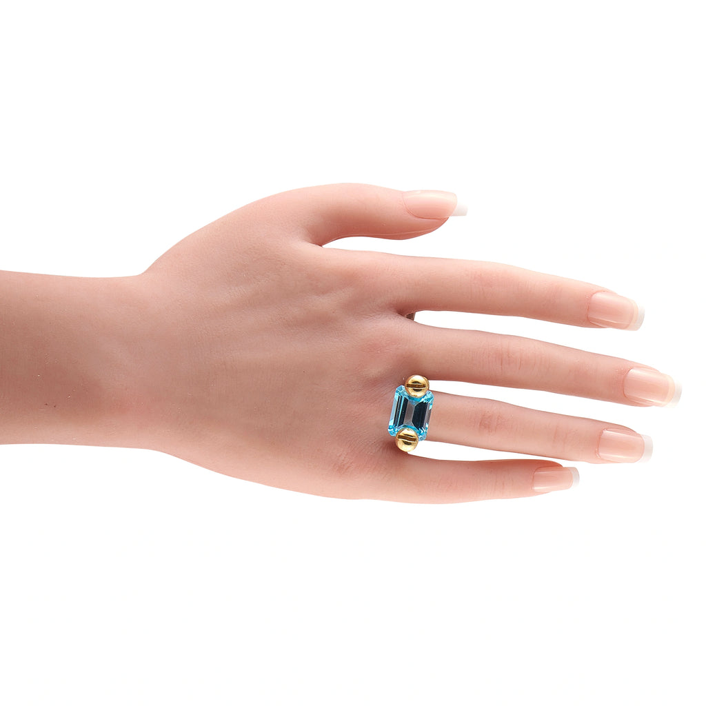 18K Yellow Gold Topaz Ring