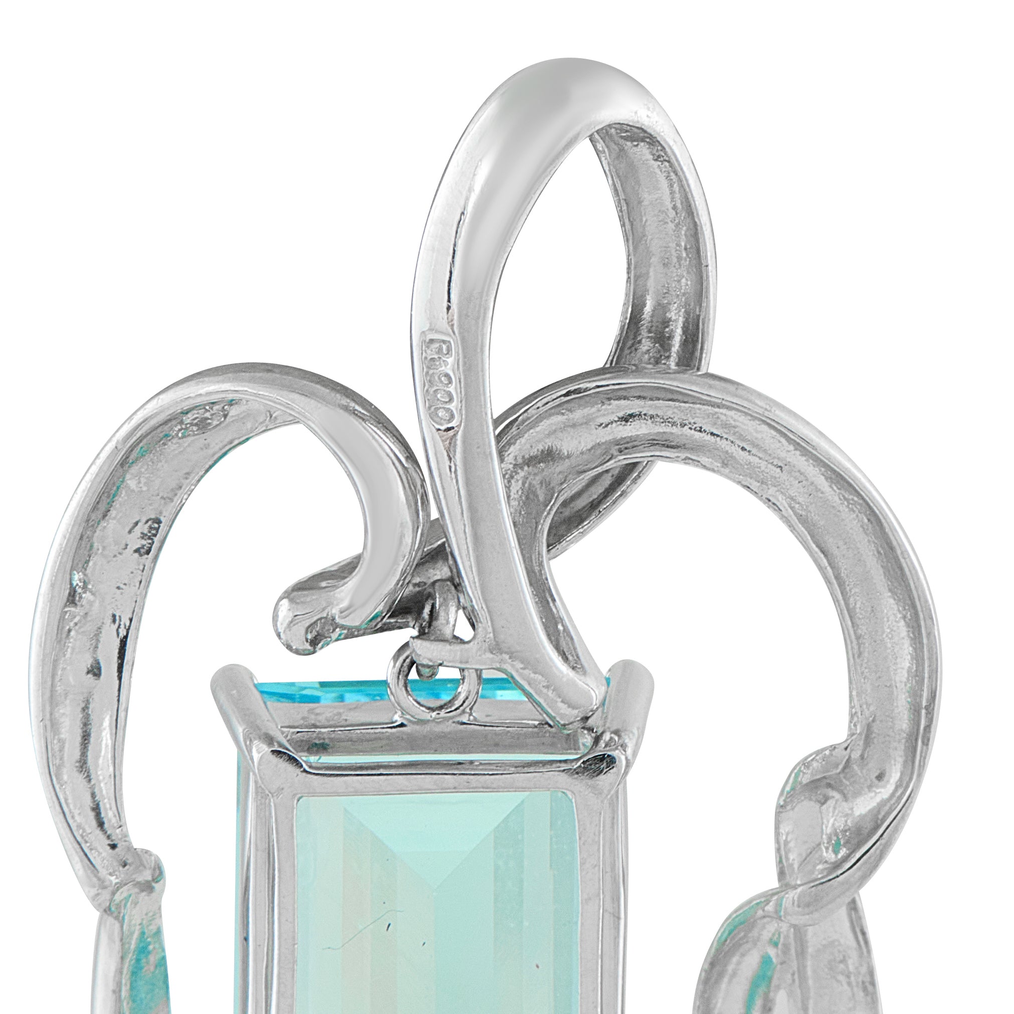 Platinum 14.40ct Aquamarine Pendant