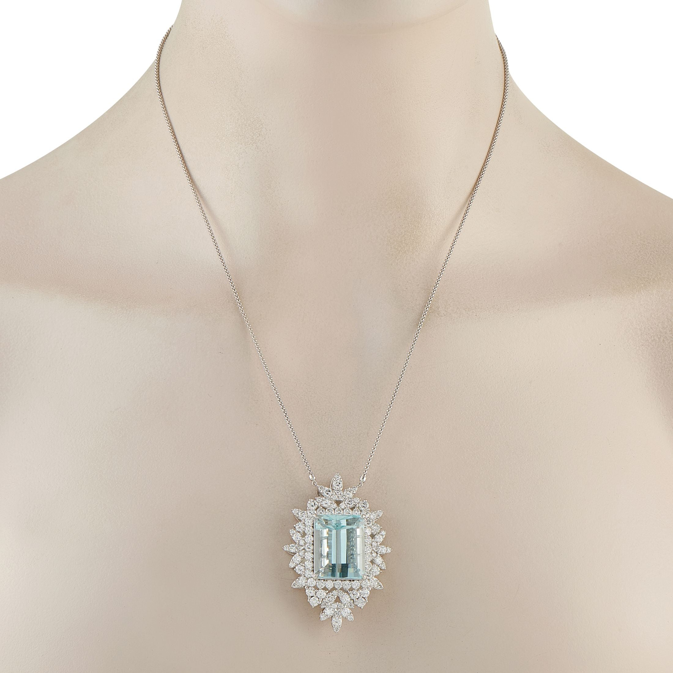 Exclusive Platinum 5.51ct Diamond and Aquamarine Necklace