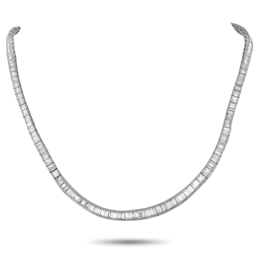 Exclusive Platinum 11.39ct Diamond Necklace – This radiant necklace is sleek and incredibly sophisticated