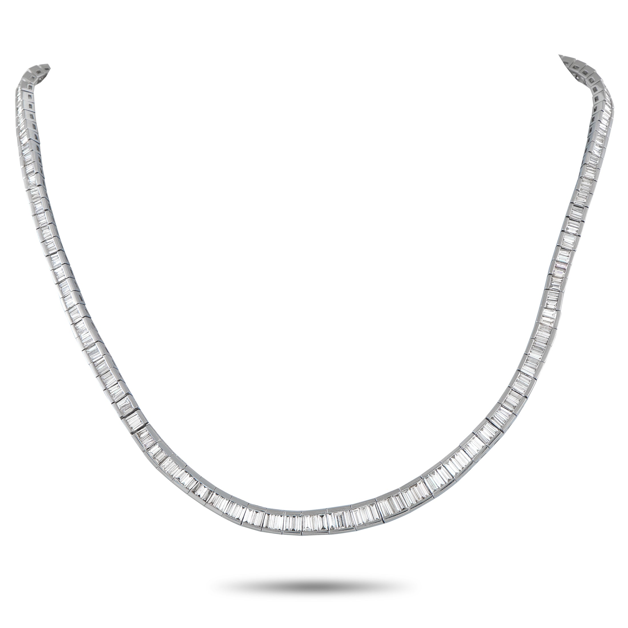 Exclusive Platinum 11.39ct Diamond Necklace – This radiant necklace is sleek and incredibly sophisticated