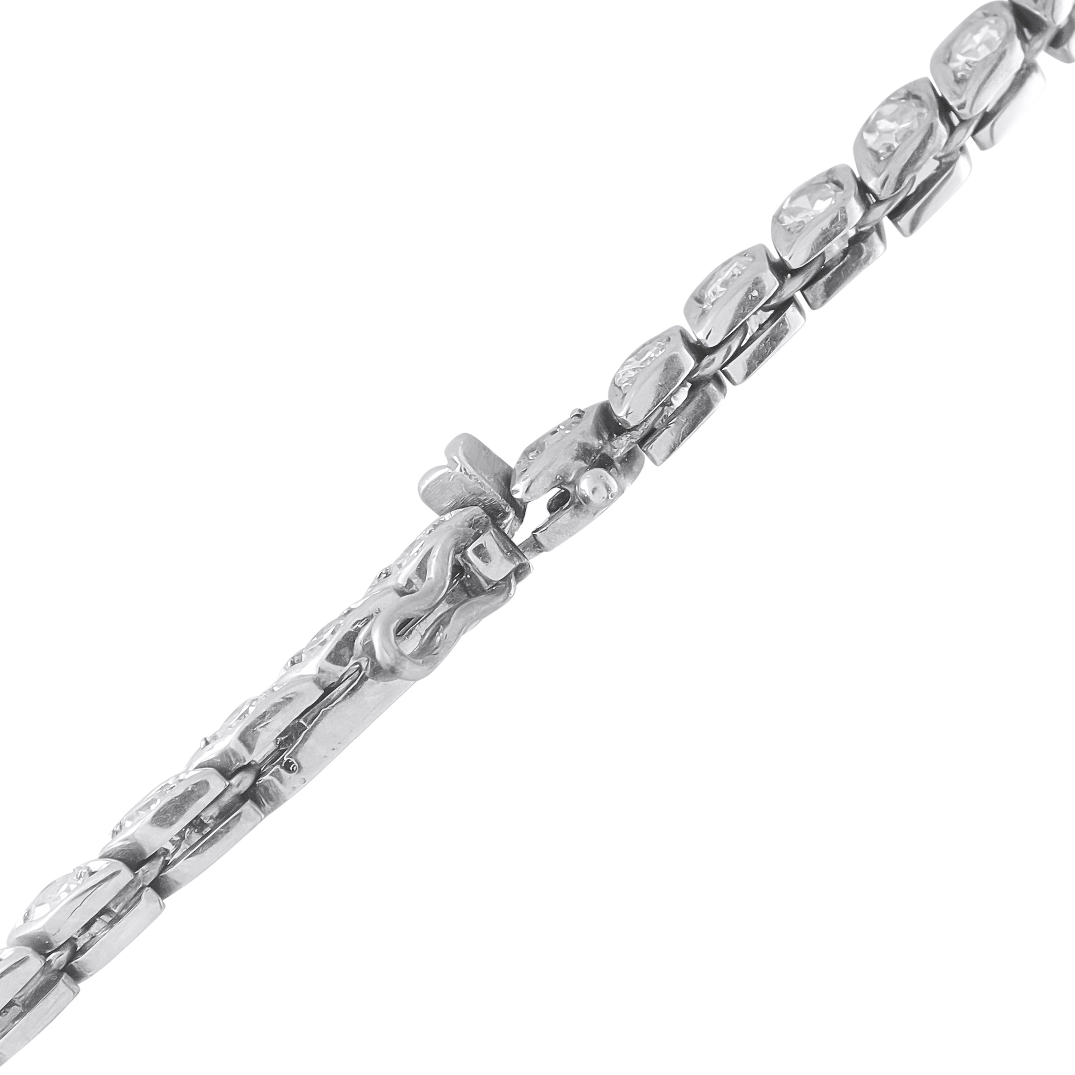 Platinum 10.70ct Diamond Necklace