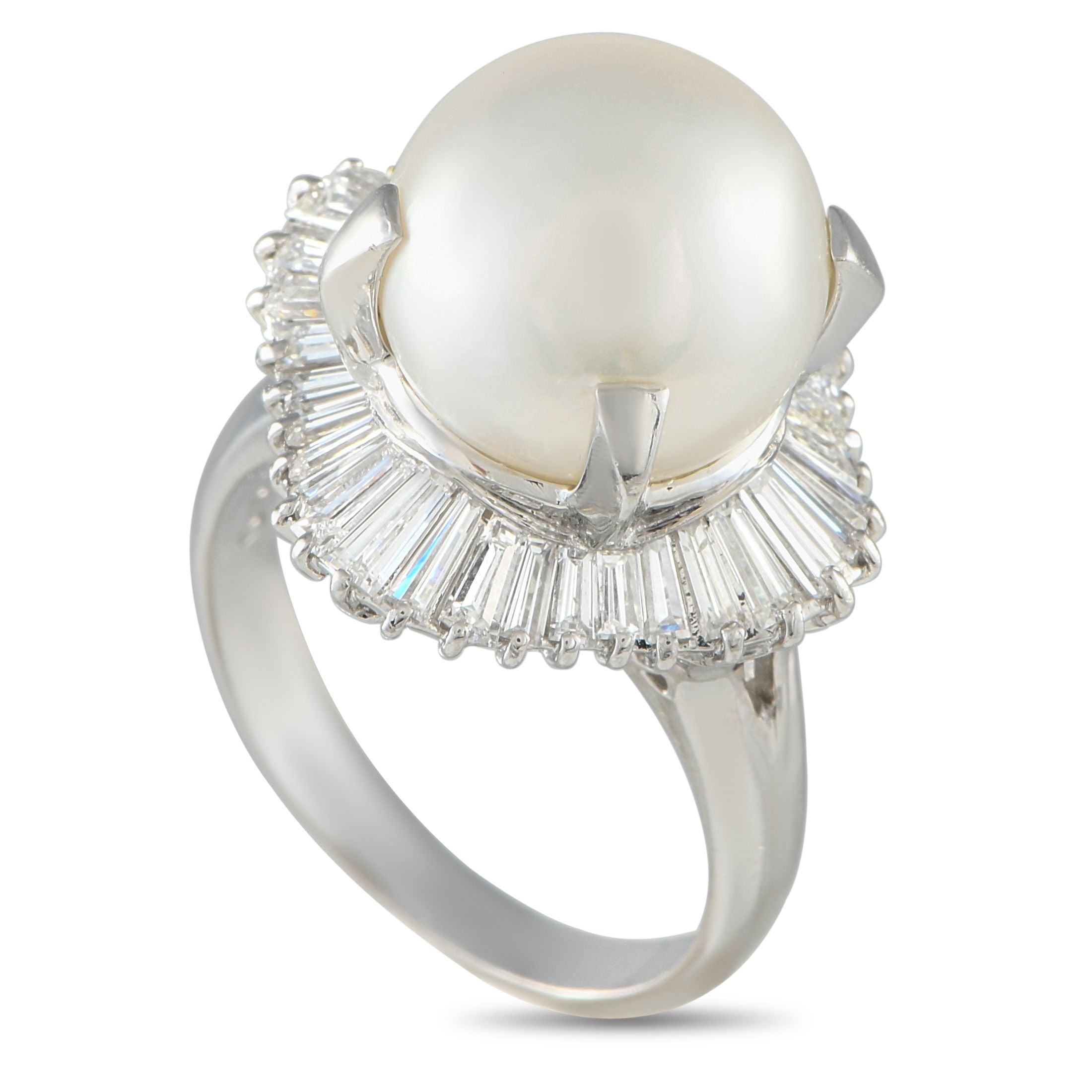 Exclusive Platinum 1.69ct Diamond and Pearl Ring MF02-022125 – This impressive ring is uniquely elegant in design