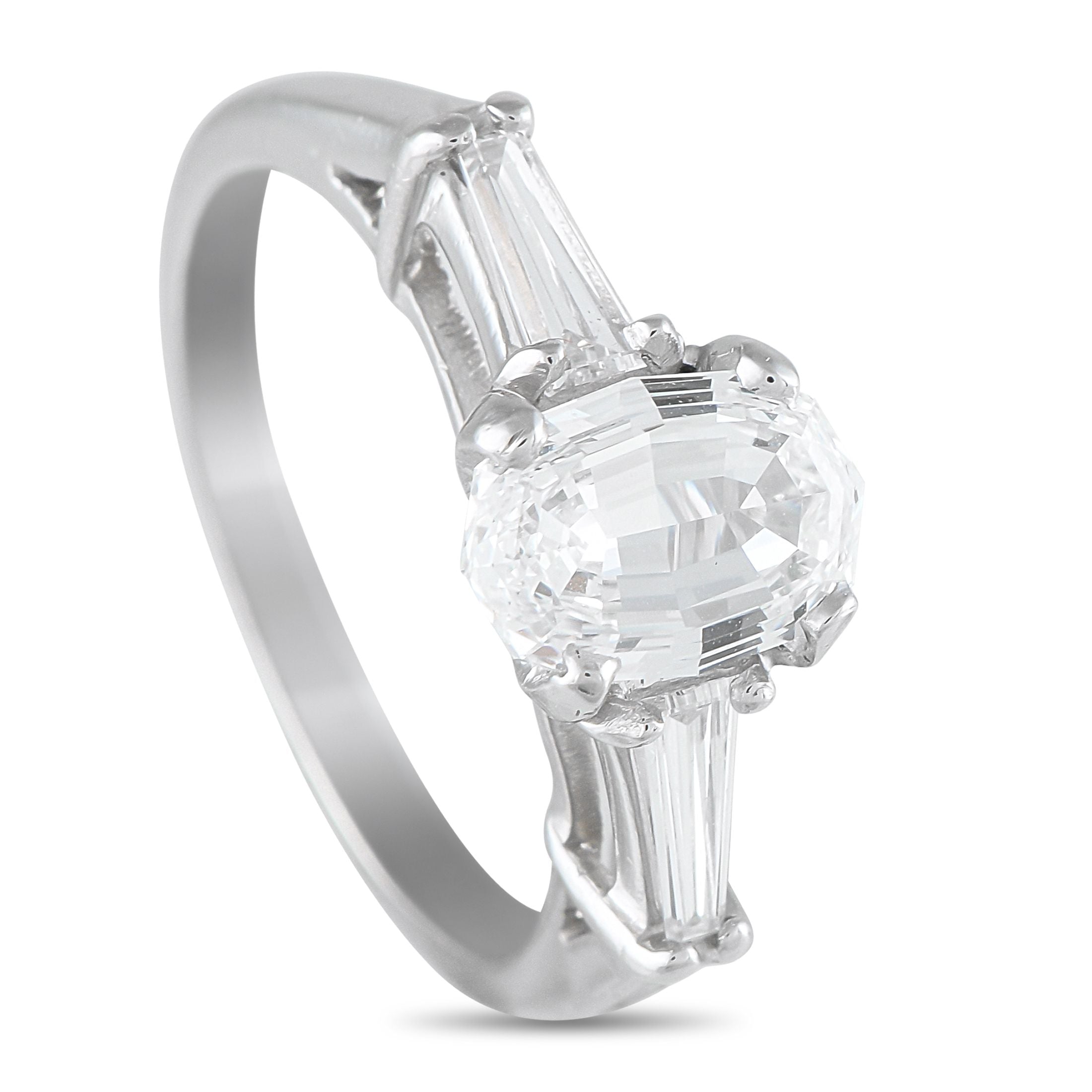 Exclusive Platinum 2.02ct Diamond Ring MF13-080825 – This classic ring is designed to last a lifetime