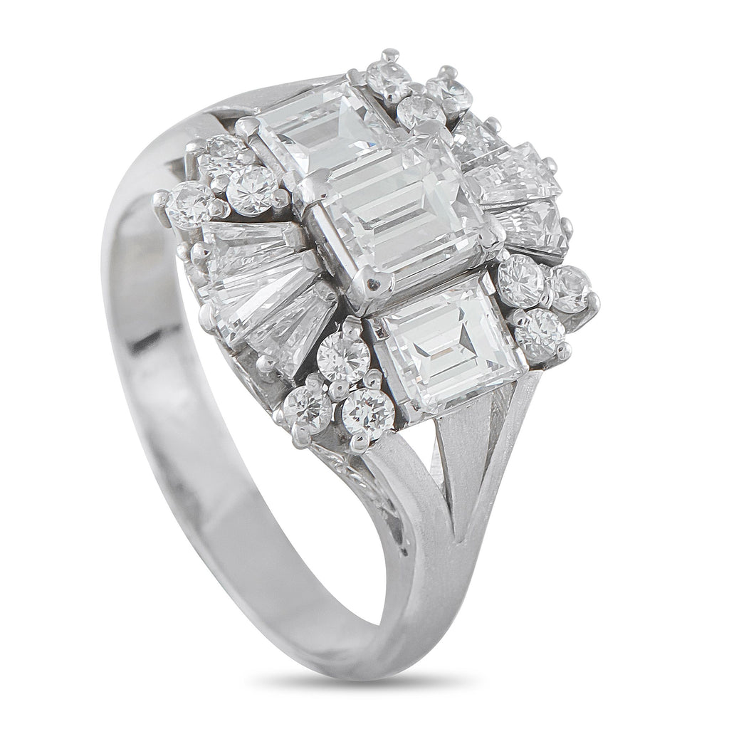 Exclusive Platinum 1.73ct Diamond Ring MF51-101725 – This exquisite ring radiates vintage inspired elegance