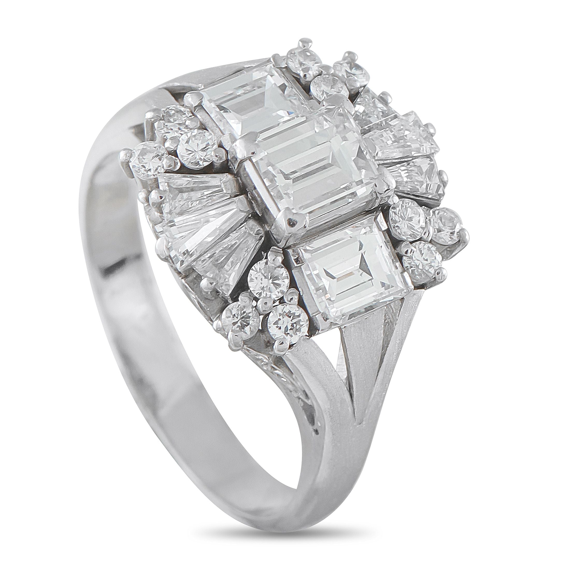 Exclusive Platinum 1.73ct Diamond Ring MF51-101725 – This exquisite ring radiates vintage inspired elegance