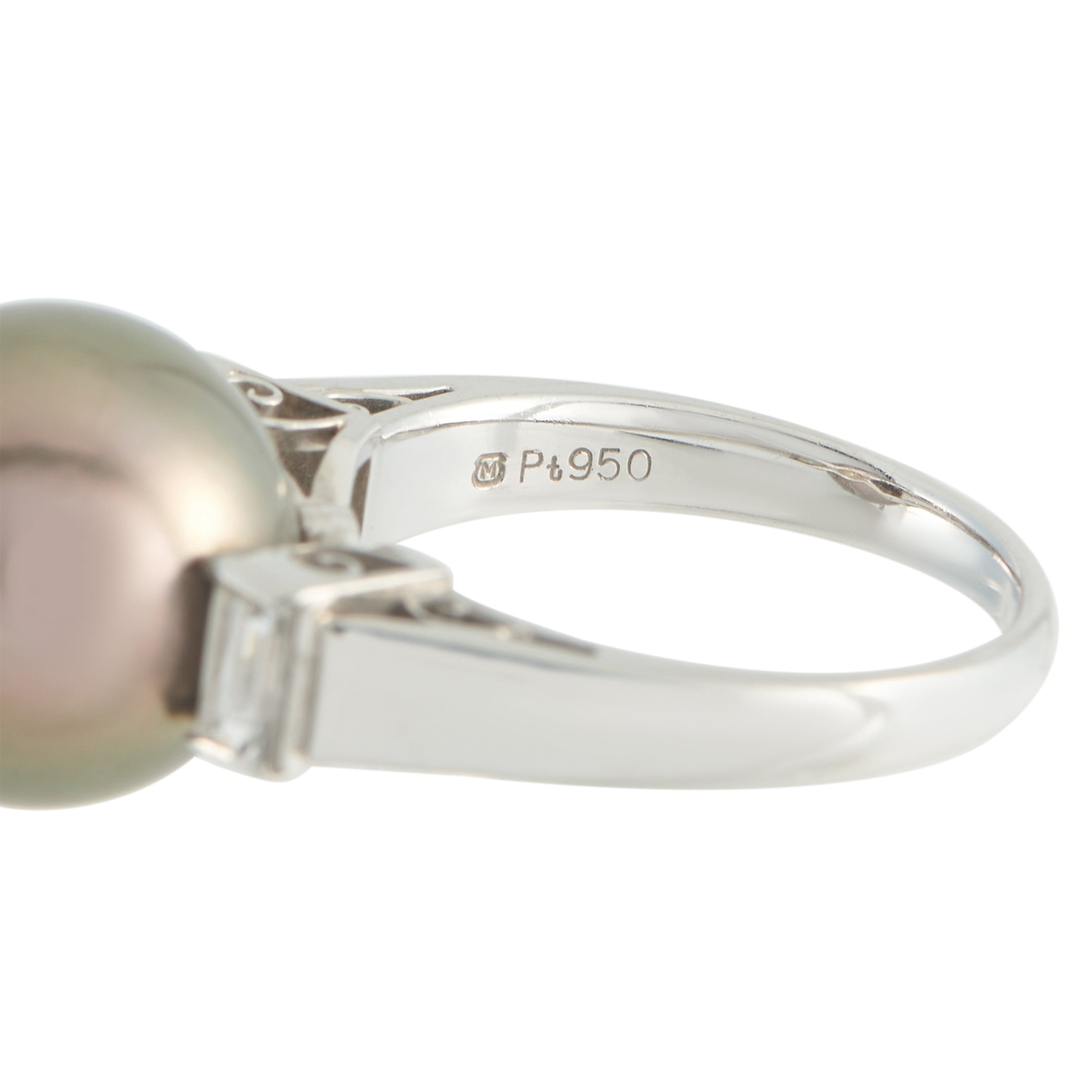 MIKIMOTO 18K White Gold 0.30ct Diamond and Tahitian Pearl Ring