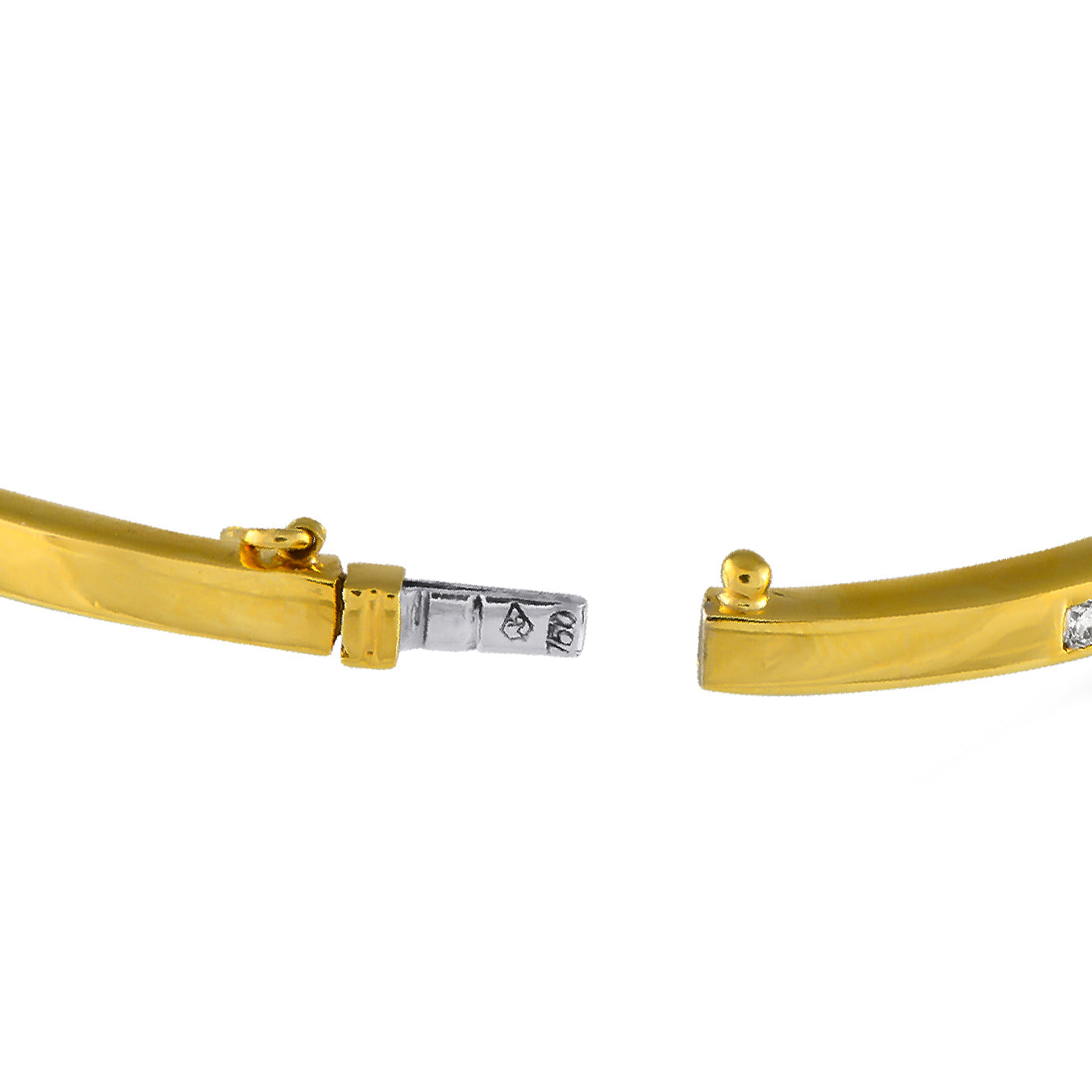 Yellow gold bracelet clasp with diamond and sapphire detail and engraved segment