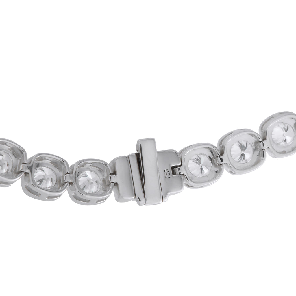 Exclusive 18K White Gold 15.60ct Diamond Necklace