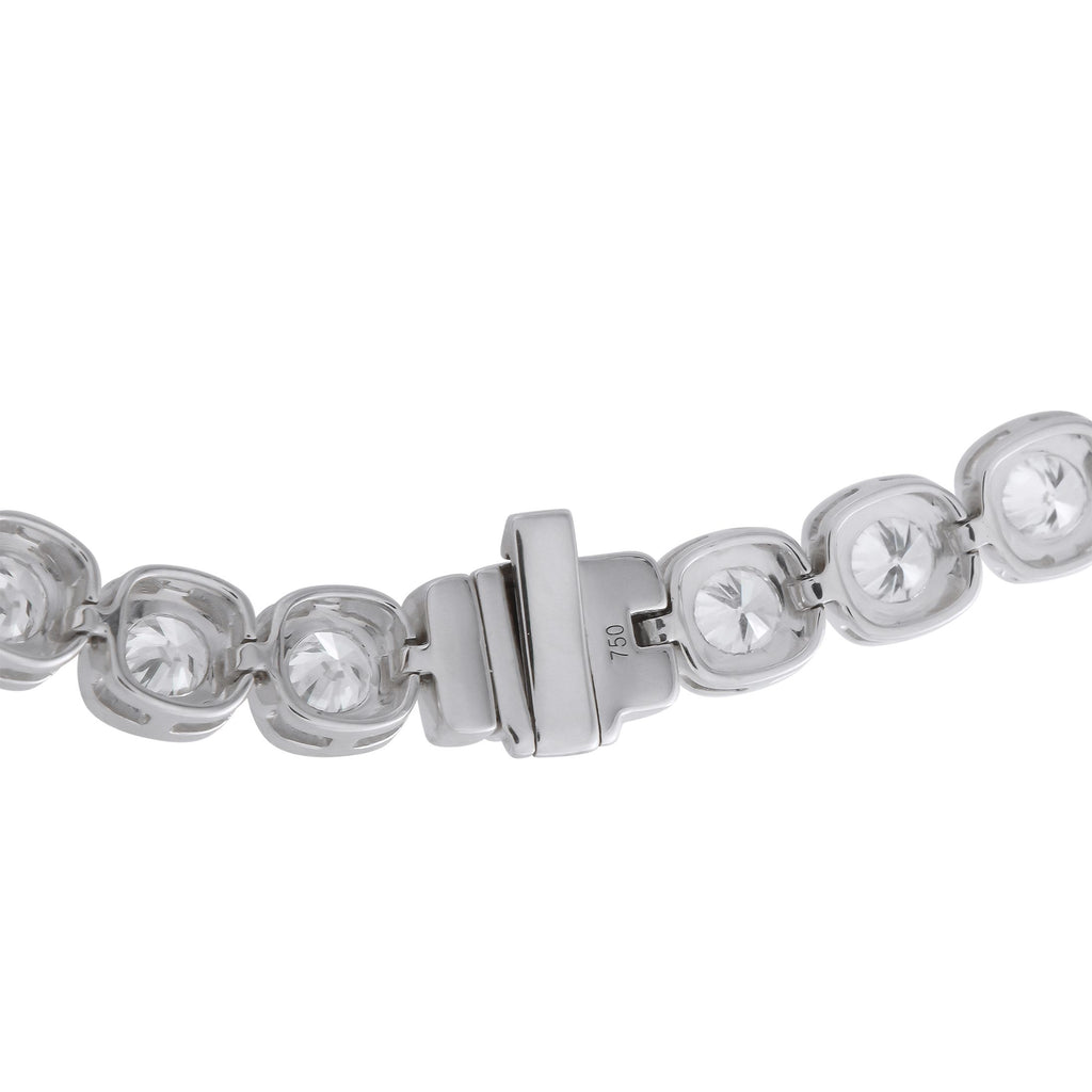 Exclusive 18K White Gold 15.60ct Diamond Necklace