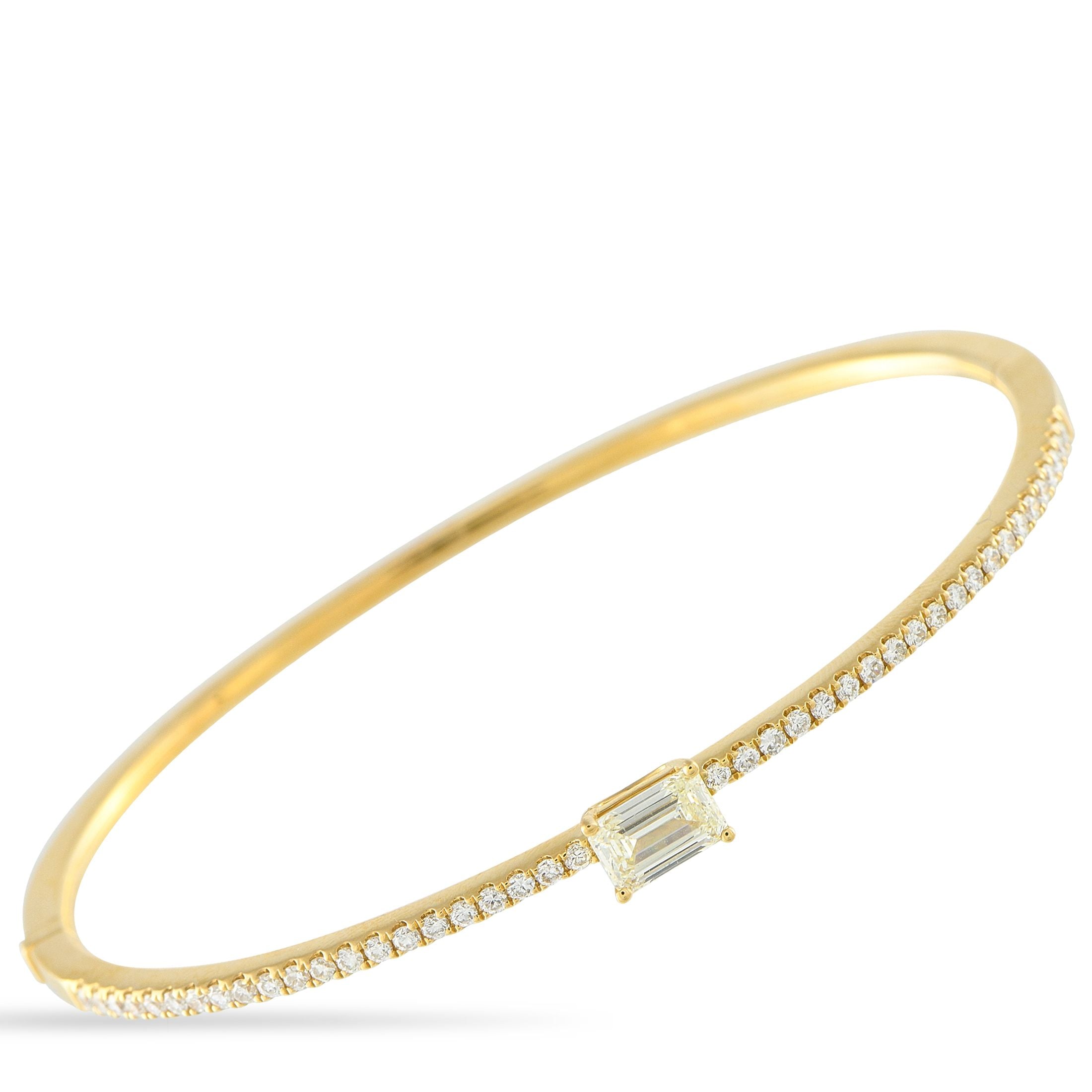 Exclusive 18K Yellow Gold 1.30ct Diamond Bracelet – This Odelia bangle bracelet is simple, elegant, and endlessly charming