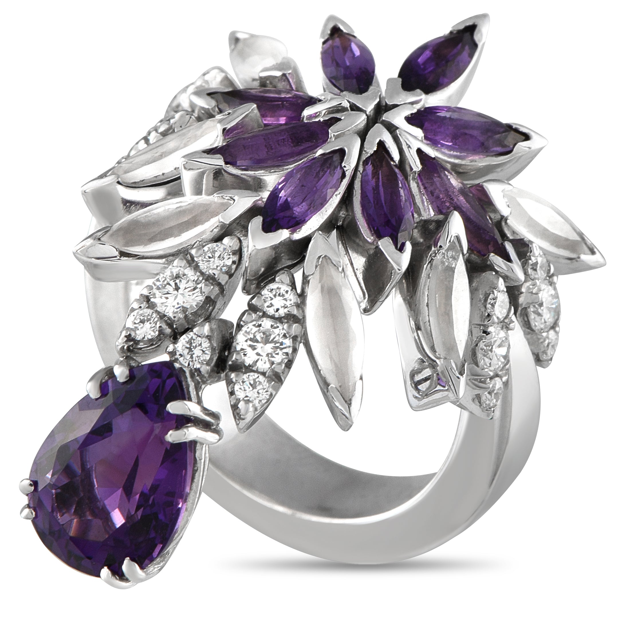 Pasquale Bruni 18K White Gold 0.45ct Diamond and Amethyst Ring – A dramatic design makes this Pasquale Bruni ring simply unfo