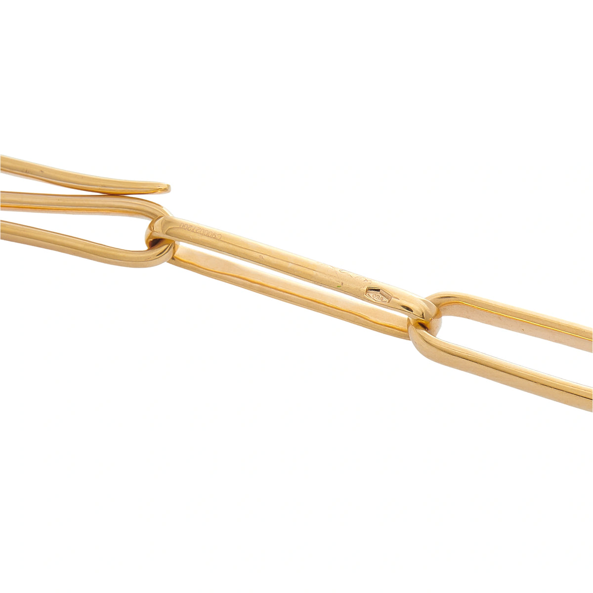 Rose gold sautoir necklace chain link close-up with interlocking oval bars