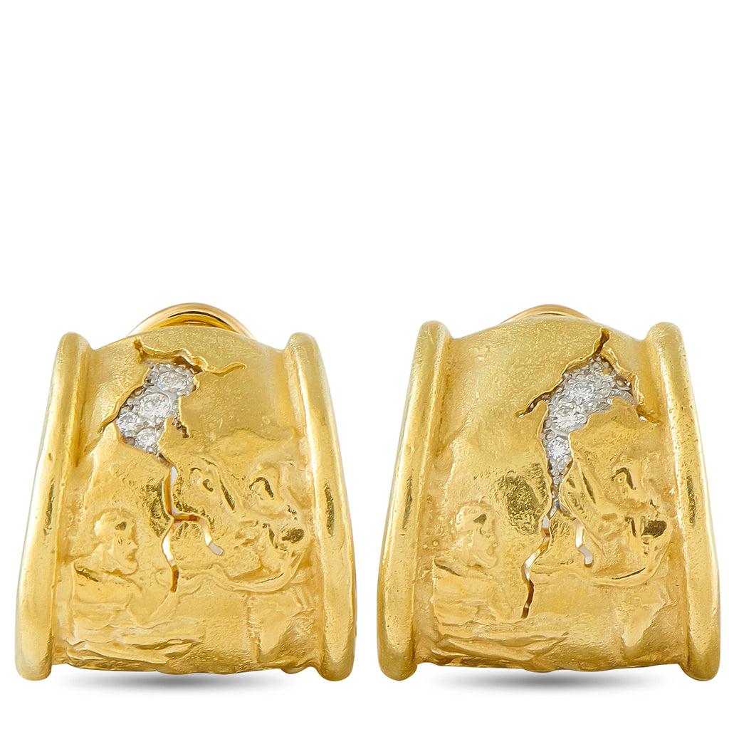 18K yellow gold Athena hoop earrings with textured curved face and clear diamond