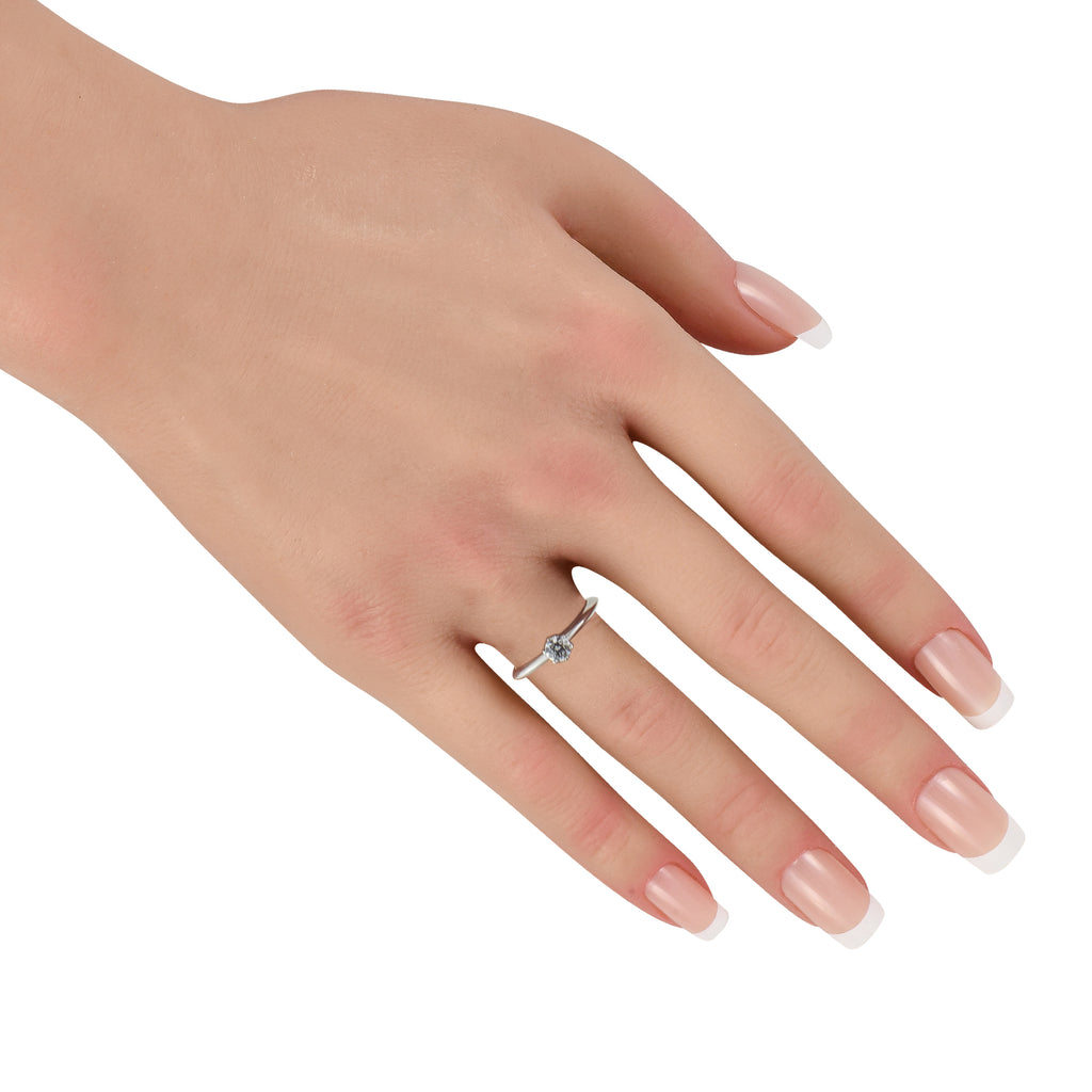 TIFFANY & CO. Tiffany & Co. Platinum 0.29ct Diamond Solitaire Engagement Ring