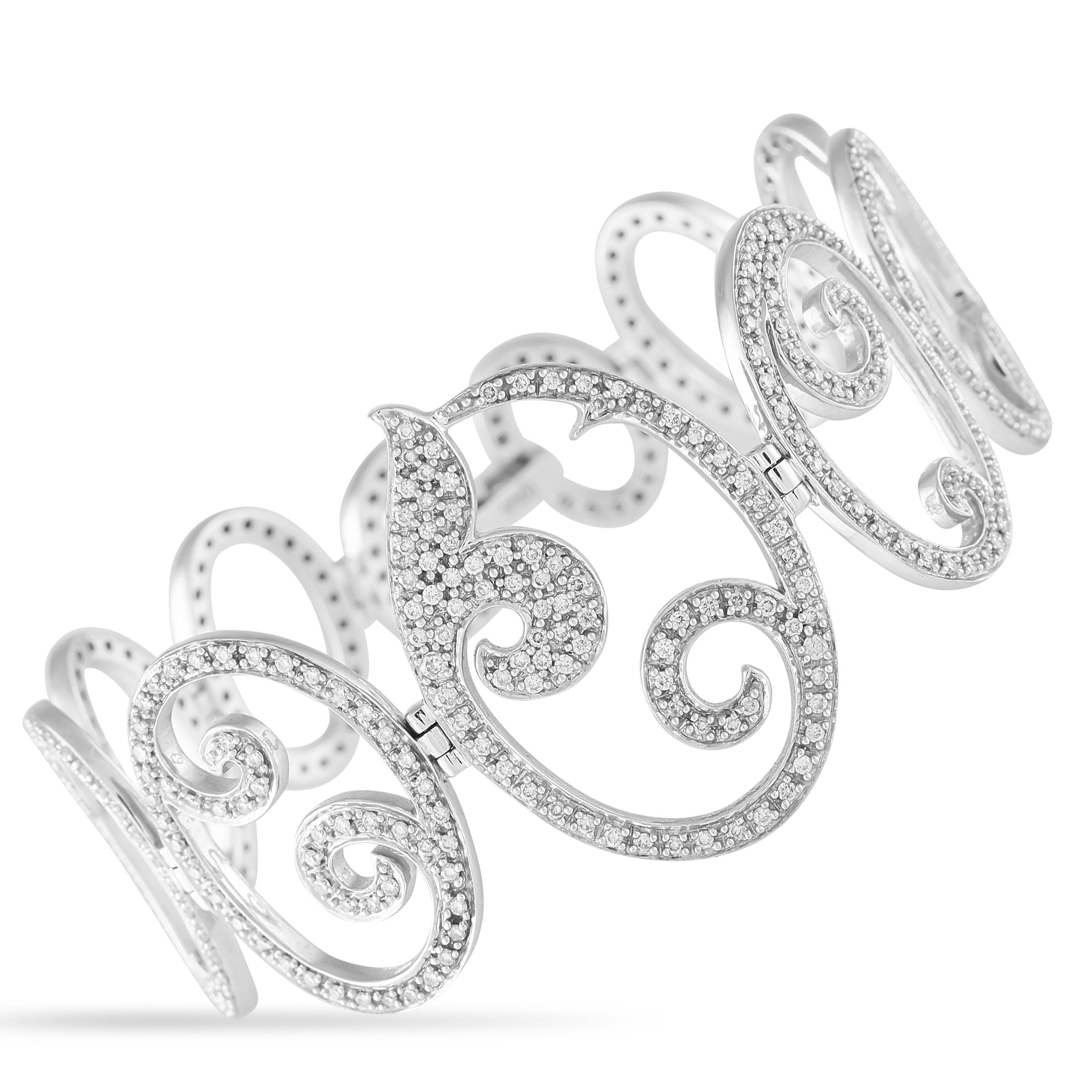 Tous18K White Gold 3.25ct Diamond Bracelet – This Tous bracelet is delicate and dynamic in design