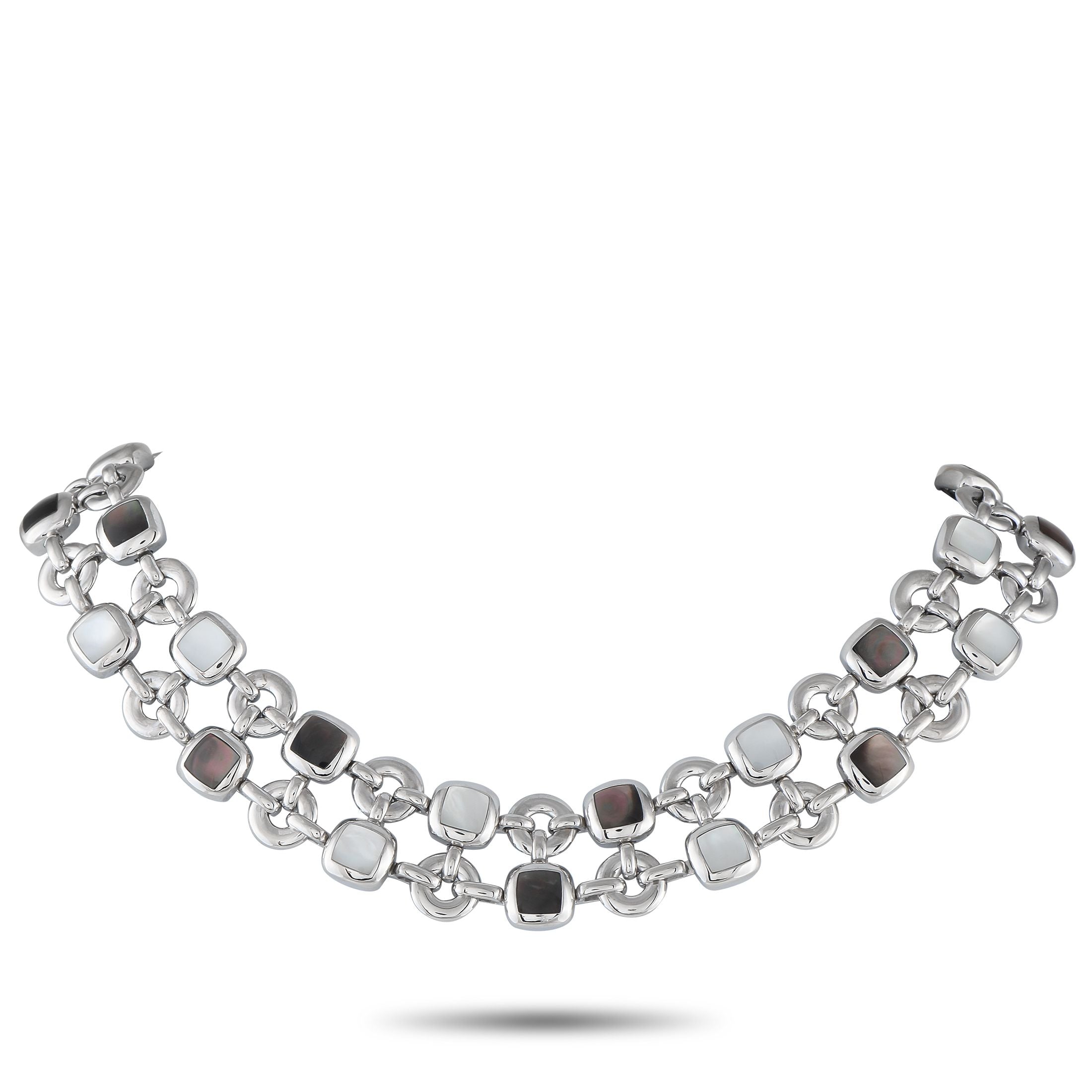 Van Cleef & ArpelsVan Cleef & Arpels 18K White Gold Mother of Pearl Necklace VC17-061125 – This Van Cleef & Arpels necklace w