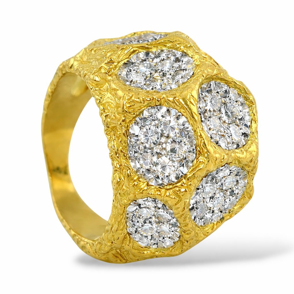 Large 18K Gold Ring with Diamonds 1.5ct