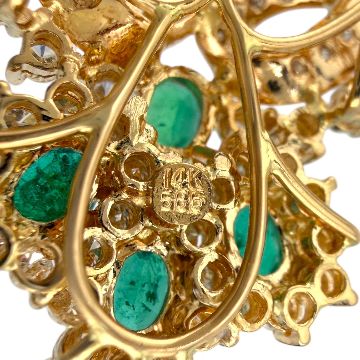 18K Yellow Gold Emerald and 2.36ct Diamond Necklace and Ring Set