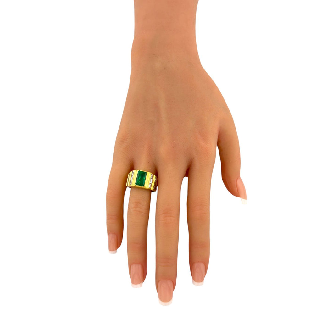 14K Yellow Gold 2.2ct Emerald and 0.6ct Diamond Bold Ring