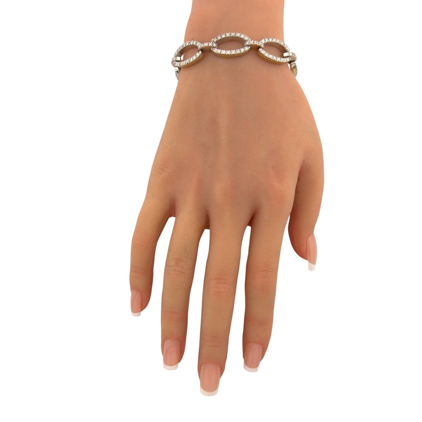 18K White Gold 4.2ct Diamond Oval Link Bracelet