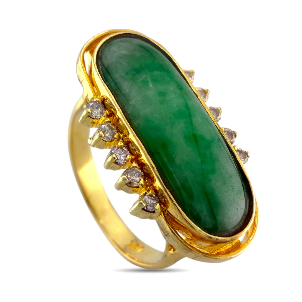 18K Yellow Gold Ring with Jade Stone and Diamonds