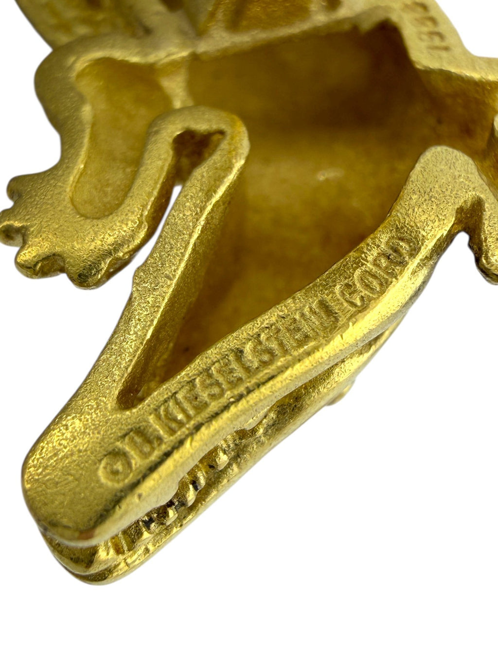 Kieselstein Cord 18K Yellow Gold Alligator Cufflinks