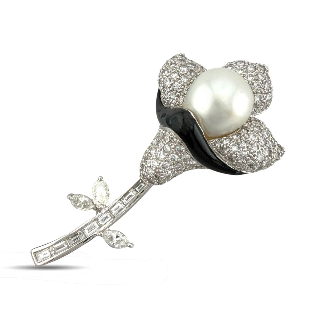18K White Gold and 5.61ct Diamond Flower Brooch