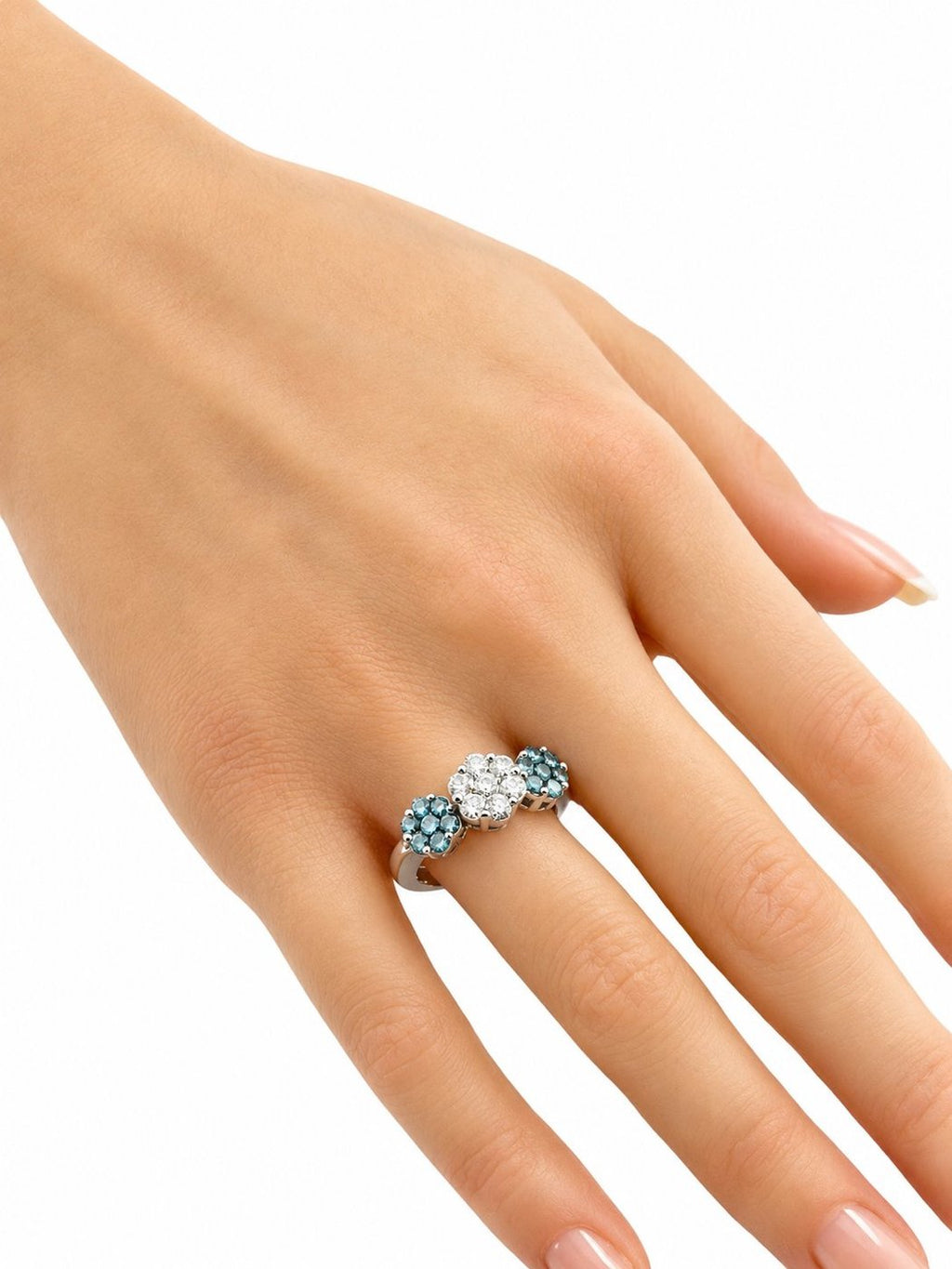 18K White Gold Ring with Diamonds and Teal Sapphires Diamond