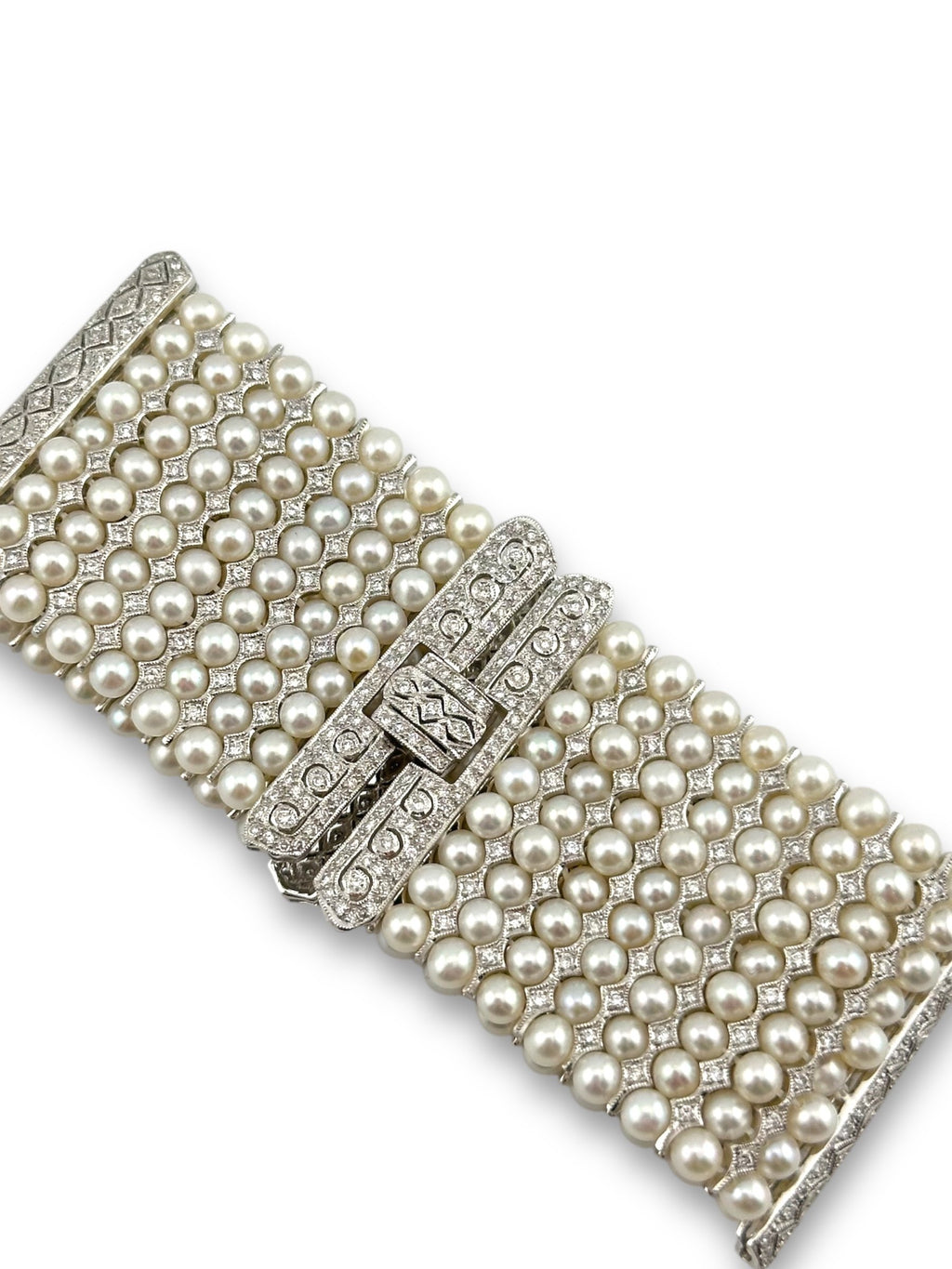 18K White Gold Diamond and Pearl Bracelet