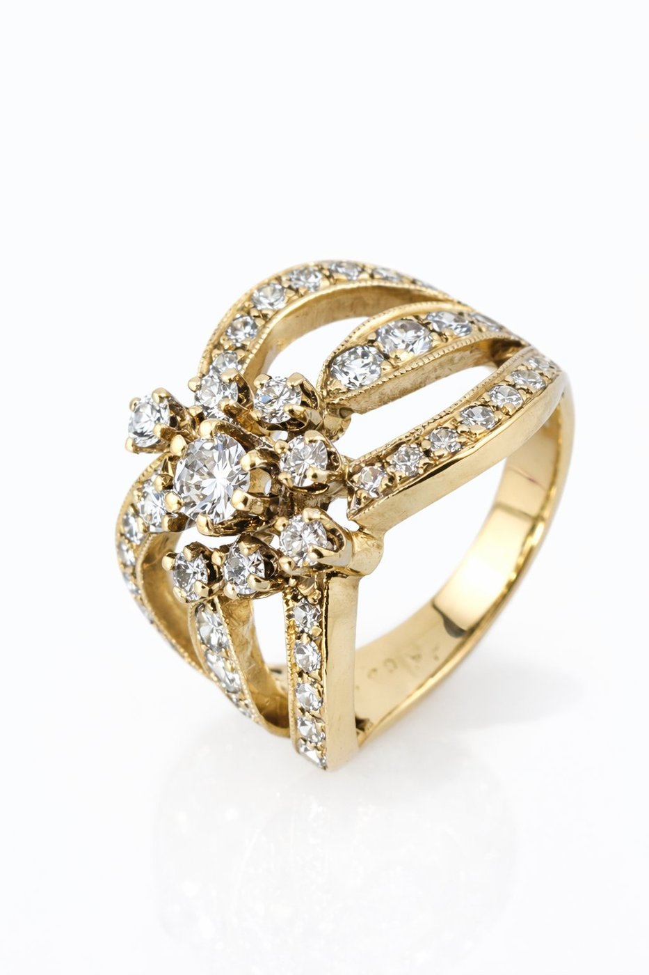 14K Yellow Gold 1.5ct Diamond Cluster Ring