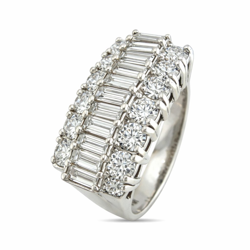 18K white gold statement ring with multi-row baguette and round diamonds