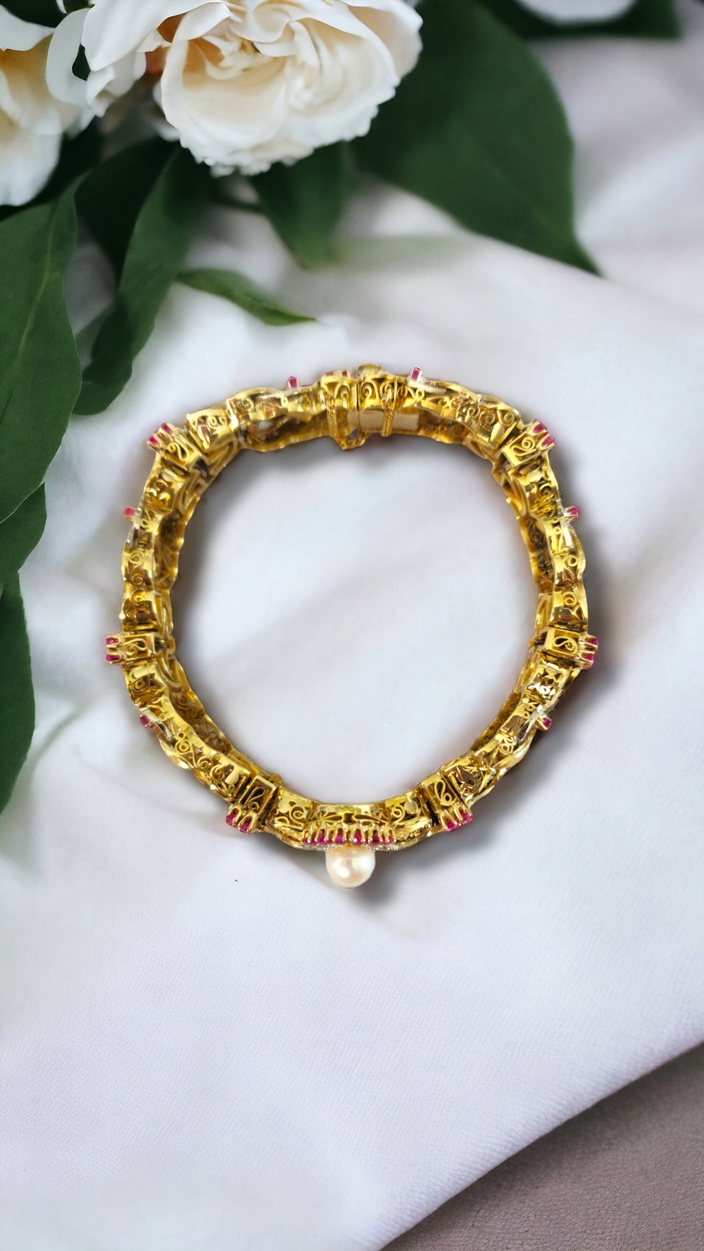 Vintage Heavy 18K Gold 4.5ct Ruby and 3.12ct Diamond Bracelet